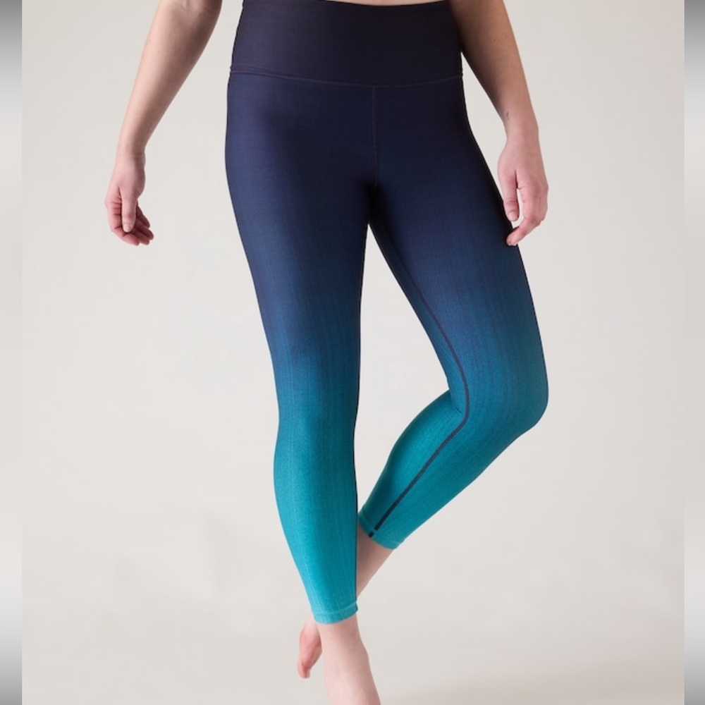 ****Brand New****  Athleta Ultra High rise Elation 7/8 tights